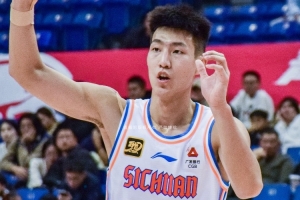 媒体人：四川男篮把李玮颢交易到了南京同曦 流程已经走完