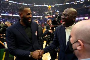 HoopsHype历史排名：詹姆斯1乔丹2 科比8奥尼尔9 杜兰特11库里12